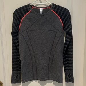 Nwot. Ivivva top for girls